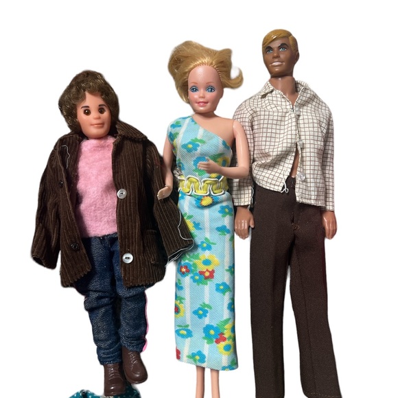 VTG Barbie & Ken set with clothes - Picture 4 of 5